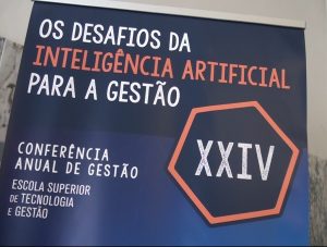 Imagem de cartaz com a informação sobre a 24ª conferência de gestão da ESTG do Politécnico de Leiria, realizada dia 16 de maio de 2019, sobre "Os Desafios da Inteligência Artificial para a Gestão".